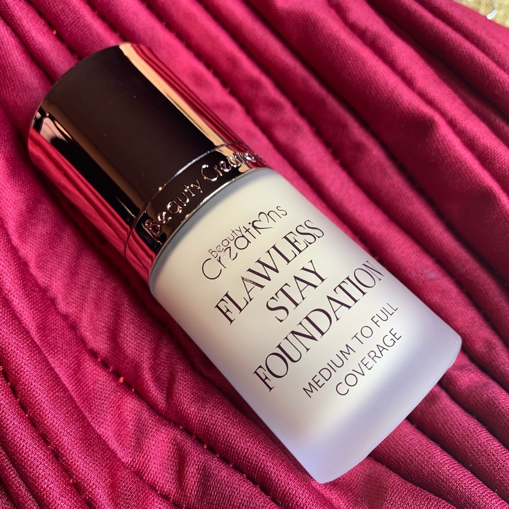 Flawless Stay Foundation